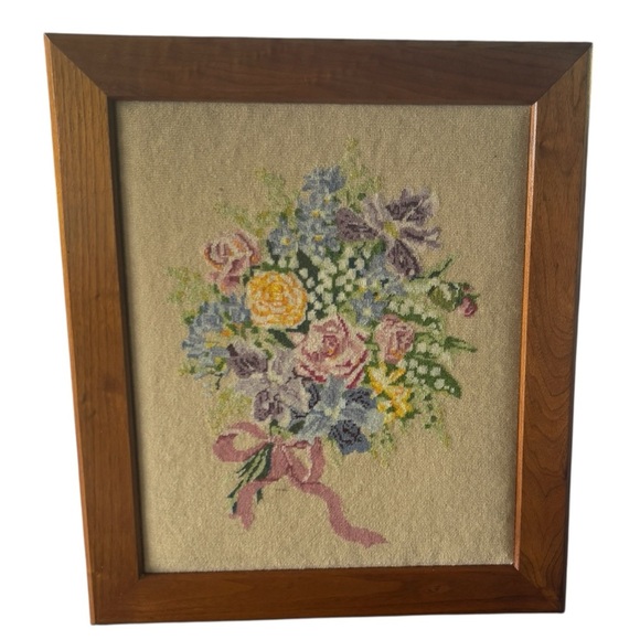 Vtg Handmade Needlepoint Framed Floral Bouquet Picture 26.5 x 22.5 Cottage Core - Picture 3 of 16